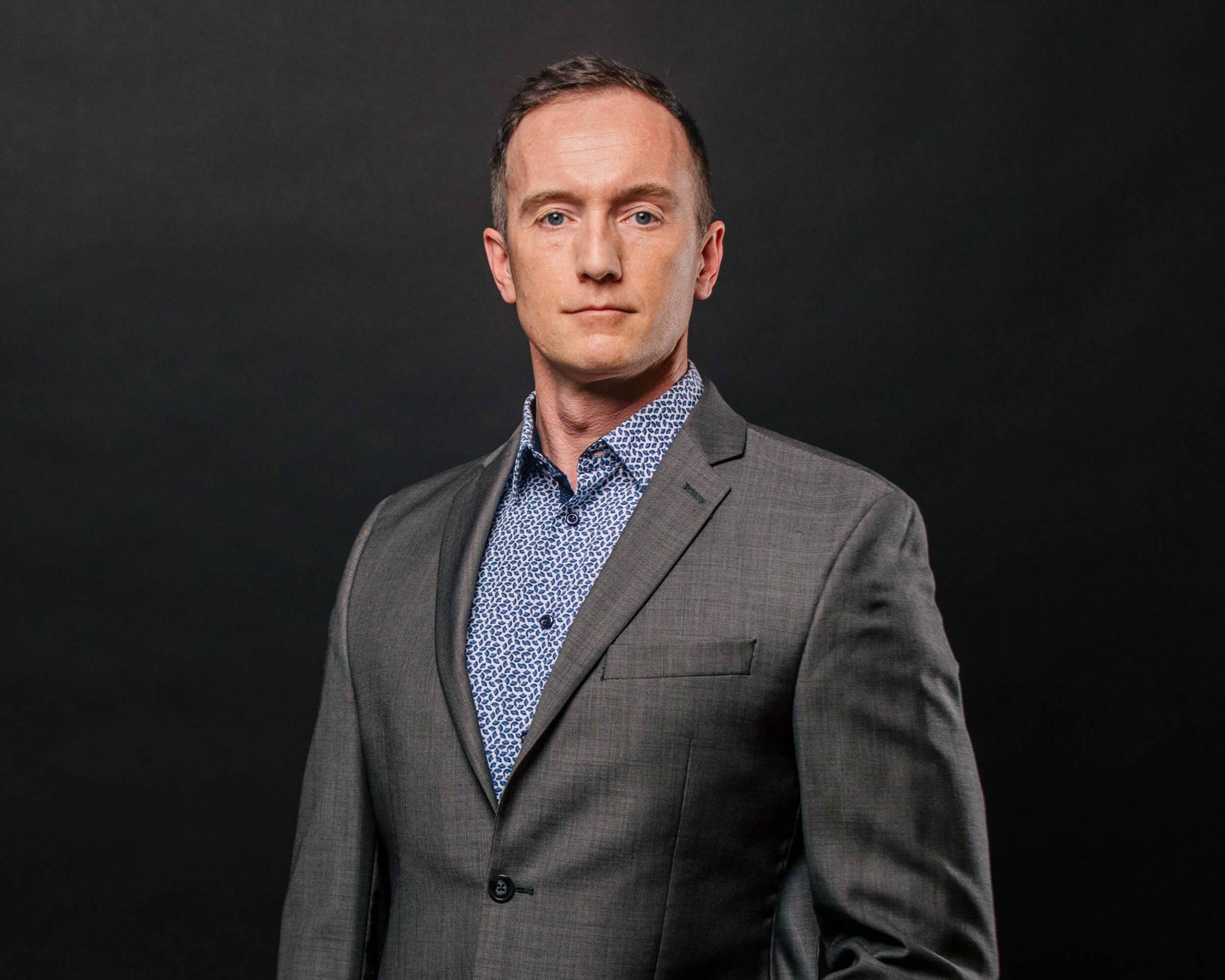 Dr. Alistair Brown